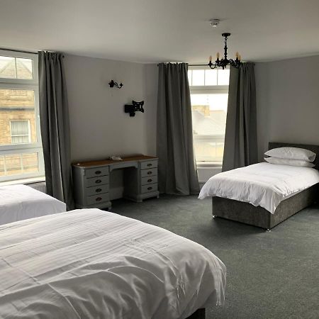 Churchill'S Hotel Wombwell Екстер'єр фото