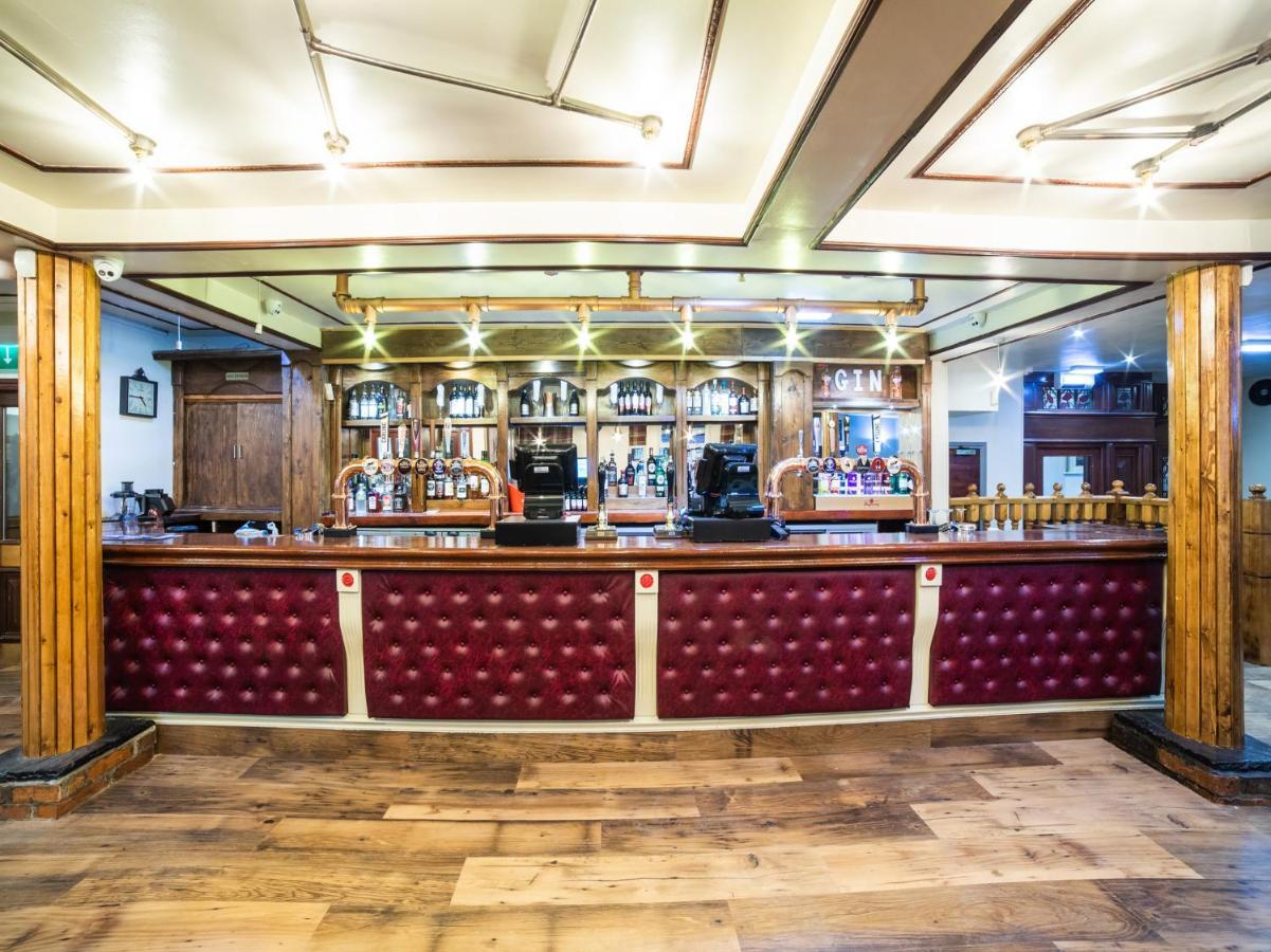 Churchill'S Hotel Wombwell Екстер'єр фото
