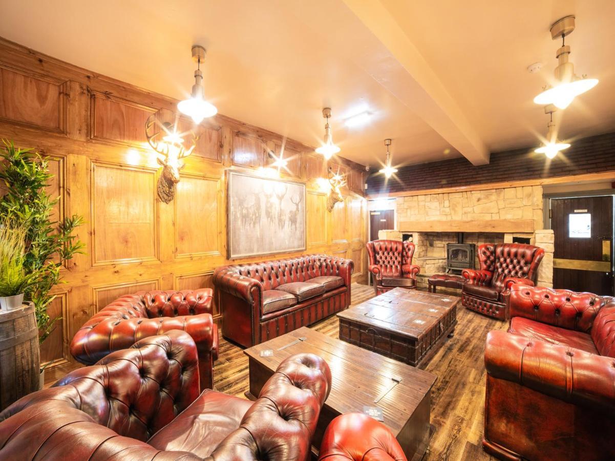 Churchill'S Hotel Wombwell Екстер'єр фото