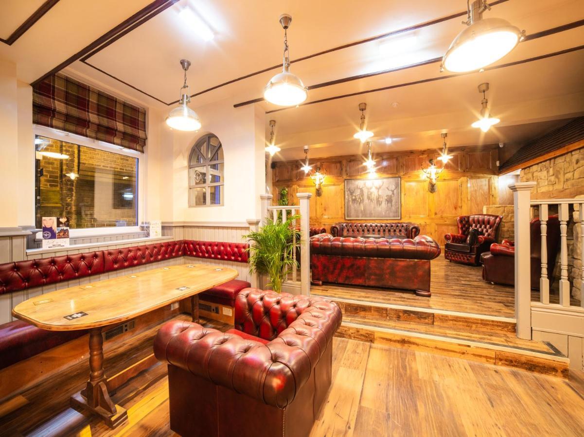 Churchill'S Hotel Wombwell Екстер'єр фото