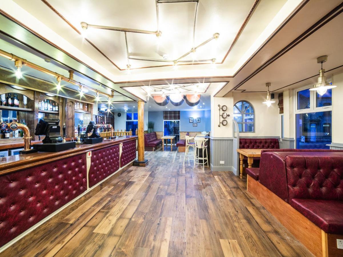 Churchill'S Hotel Wombwell Екстер'єр фото