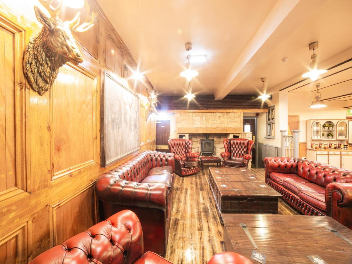 Churchill'S Hotel Wombwell Екстер'єр фото