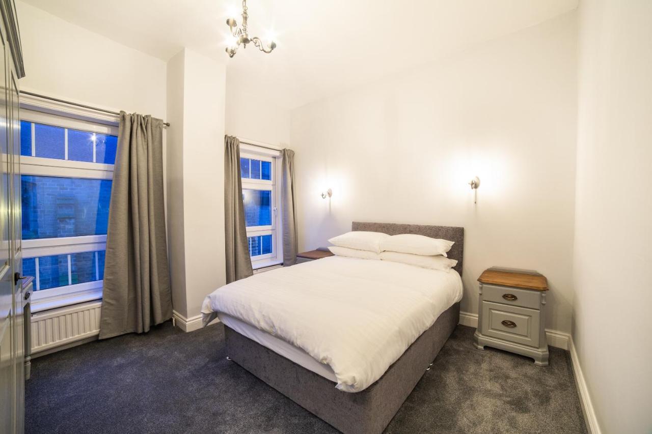 Churchill'S Hotel Wombwell Екстер'єр фото